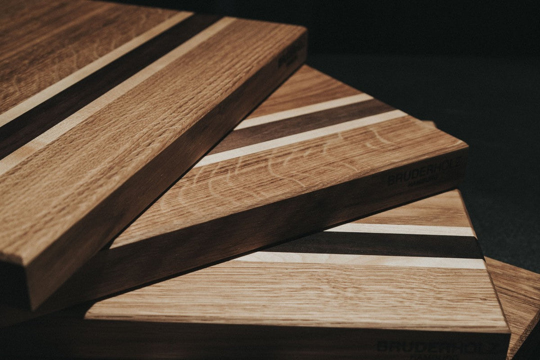 Welches Holz für Schneidebrett? Eiche, Esche oder  Schwarznuss – unser Vergleich aus der Werkstatt